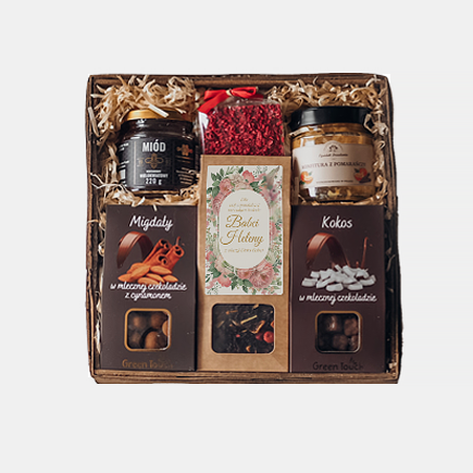 Set cadou Pentru bunica - o cutie cu ceai, dulceață și dulciuri